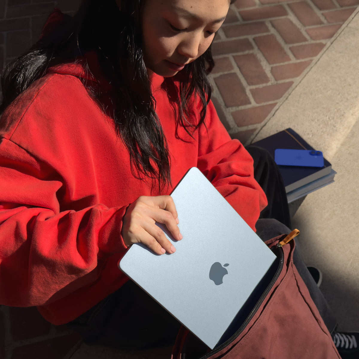 13-inch MacBook Air: Apple M4 chip with 10-core CPU and 10-core GPU, 16GB, 512GB SSD - Midnight