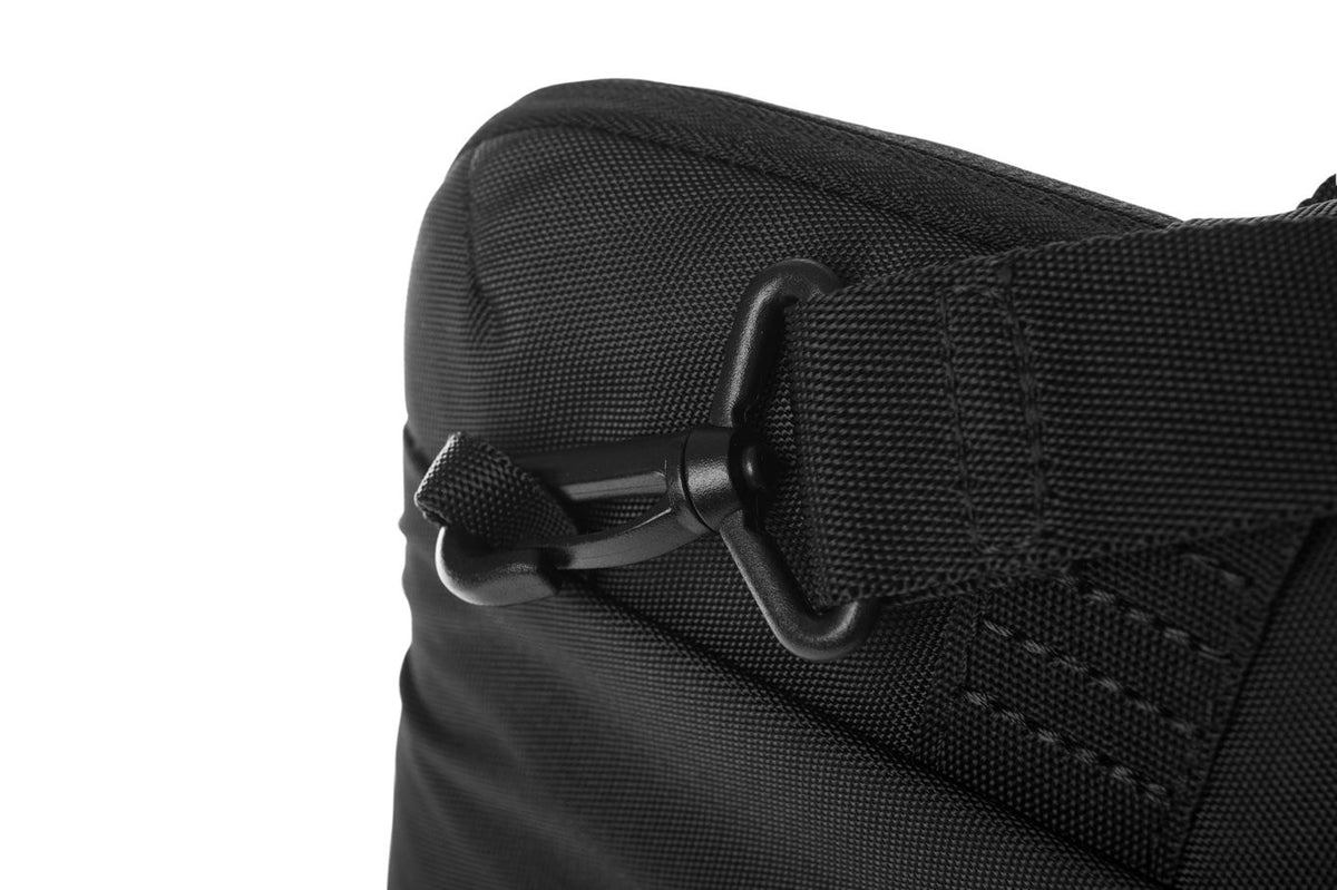 Tucano Smilza Super Slim Bag for MacBook 15/16-inch - Black
