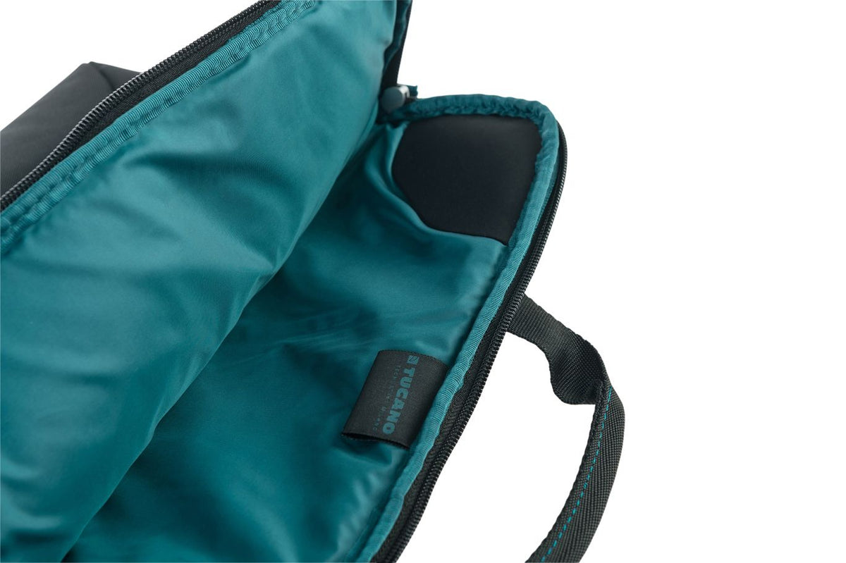 Tucano Smilza Super Slim Bag for MacBook 15/16-inch - Black