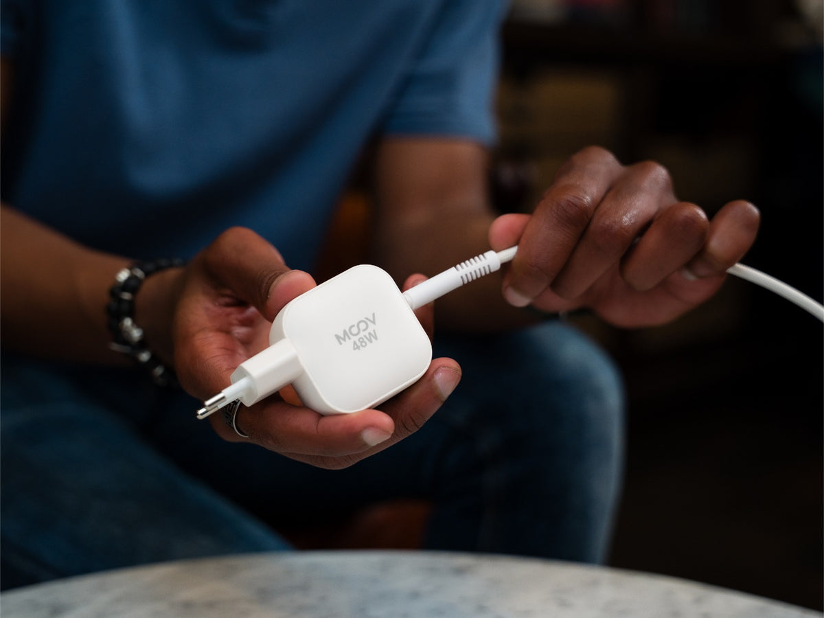 Moov 48W Dual Port Type C - White